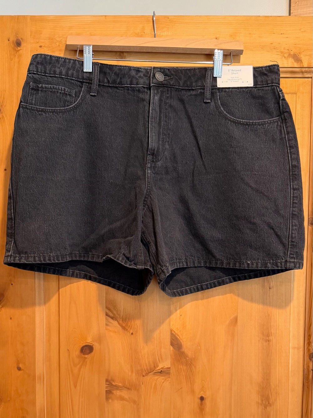 Hollister High Rise Black Relaxed Jean Shorts